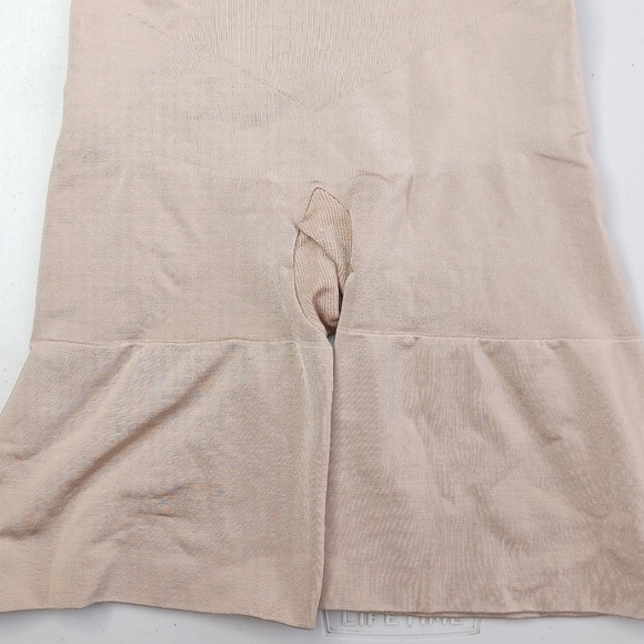 Spanx Slim Cognito Shaper Short Shapewear - Picture 4 of 8
